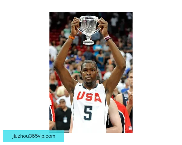 詹姆斯连发动态狂赞布朗尼布莱斯轻松夺得西区冠军